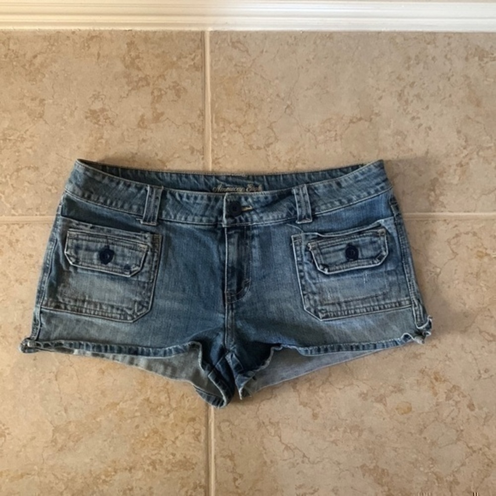 Vintage American Eagle Distressed Denim Shorts - Picture 2 of 13